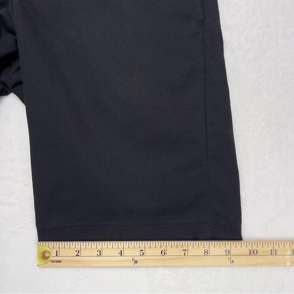 Dickies Slim Fit Shorts 11” Size 32 Flex Black Cell Phone Pocket Seldomly Worn! - Picture 10 of 15